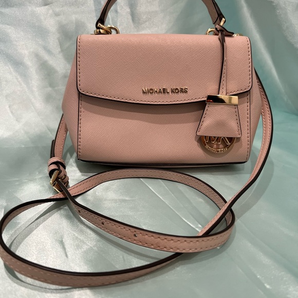Michael Kors - Soft Pink Color Leather Mini Satchel Bag LIKE NEW! - Picture 2 of 12